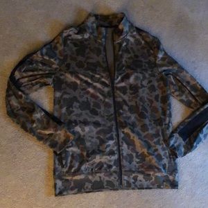 AMERICAN EAGLE OUTFITTERS USA MEN’S ACTIVE CAMOUFLAGE ZIP UP JACKET SIZE LARGE!!